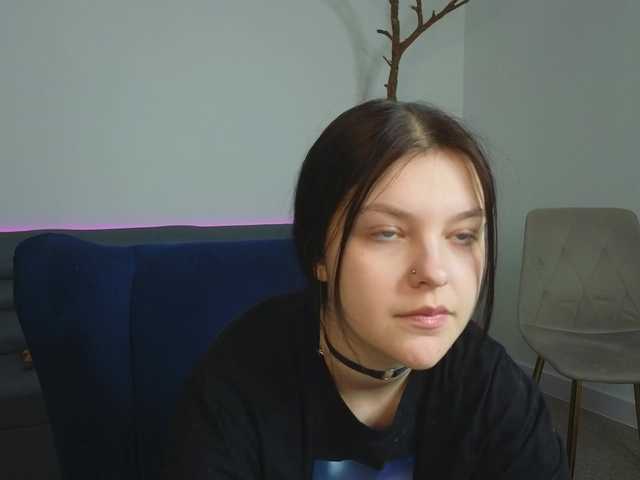 DeliaEffy's BongaCams show and profile