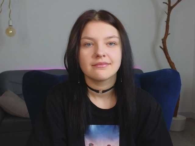 DeliaEffy's BongaCams show and profile