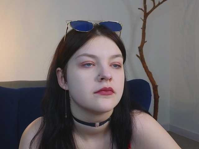 Delia Effy (DeliaEffy)