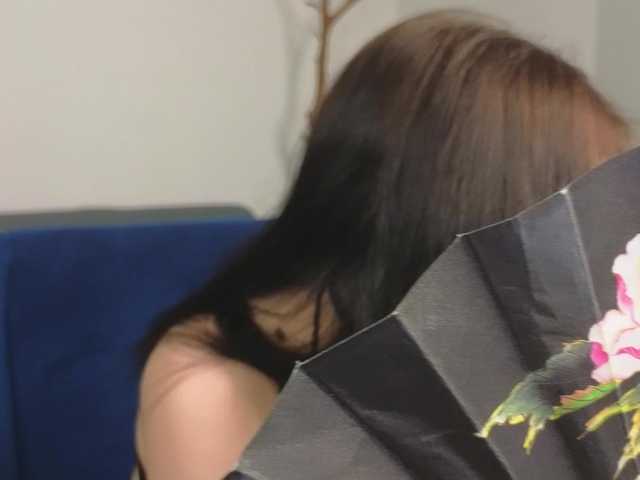 DeliaEffy's BongaCams show and profile