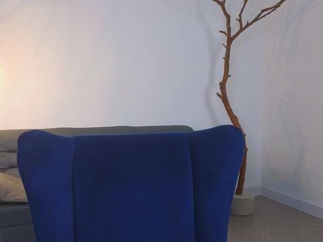 DeliaEffy's BongaCams show and profile