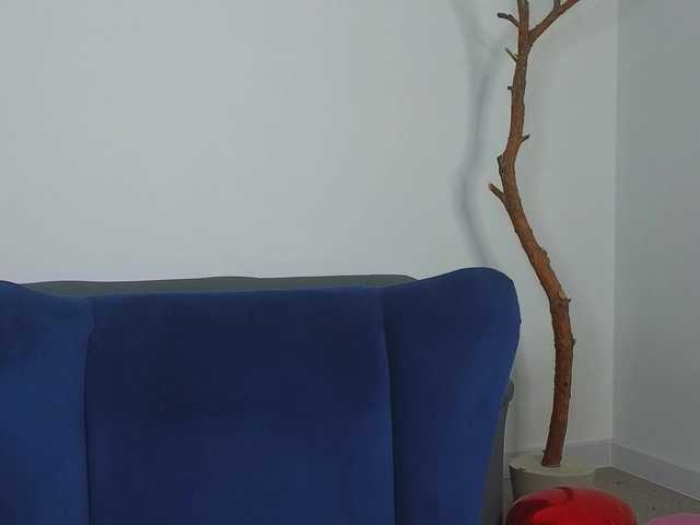 DeliaEffy's BongaCams show and profile