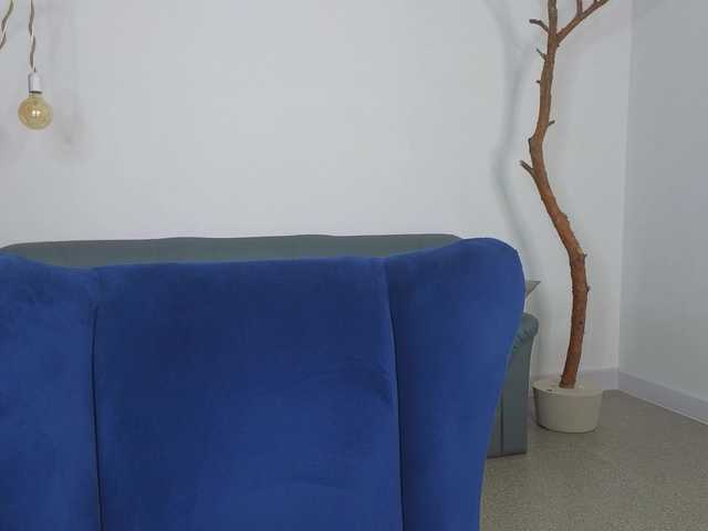 DeliaEffy's BongaCams show and profile