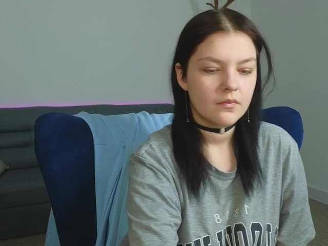 DeliaEffy's BongaCams show and profile