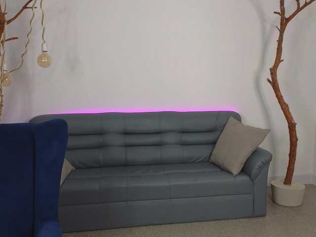 DeliaEffy's BongaCams show and profile