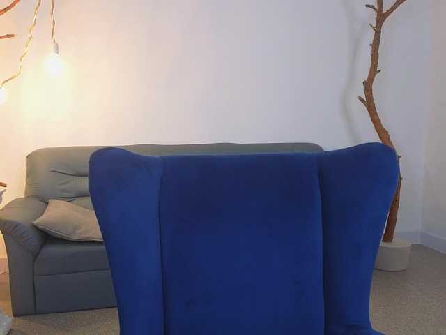 DeliaEffy's BongaCams show and profile