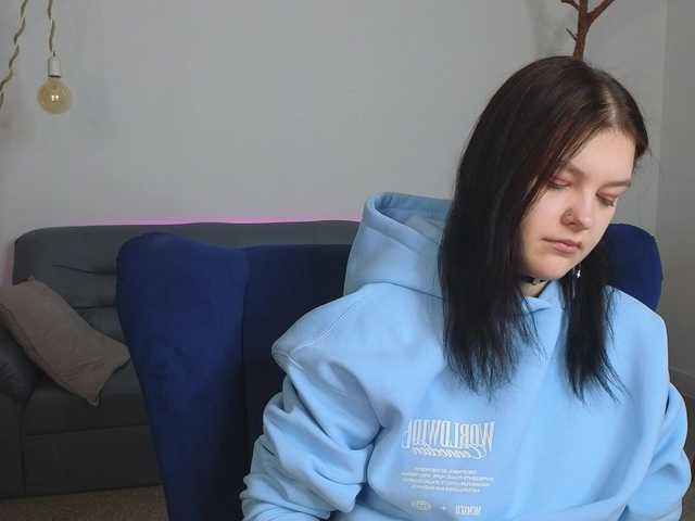 DeliaEffy's BongaCams show and profile