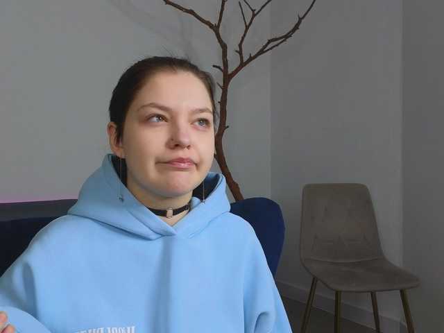 DeliaEffy's BongaCams show and profile