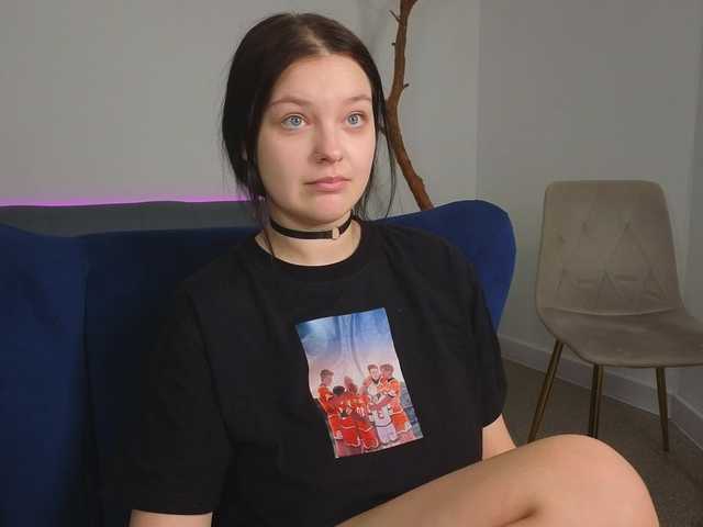 DeliaEffy's BongaCams show and profile