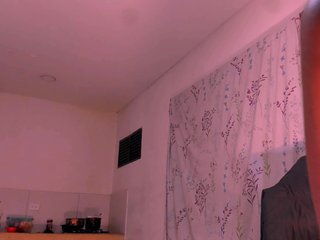 Bad-girl-xxx Porn Show