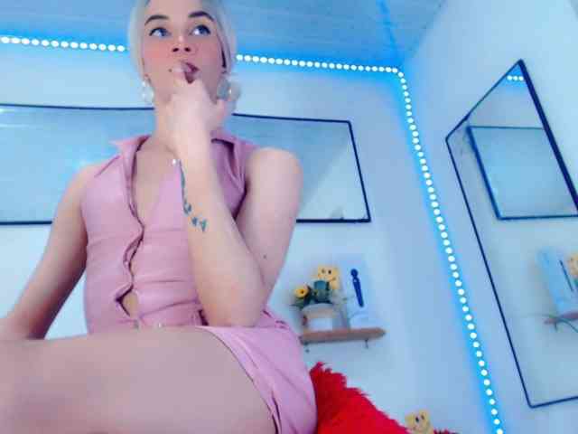 KateHadid Live Webcam on BongaCams