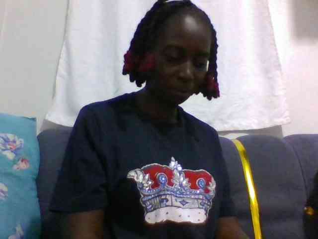 Naughtyebonyteas... Live Webcam on BongaCams