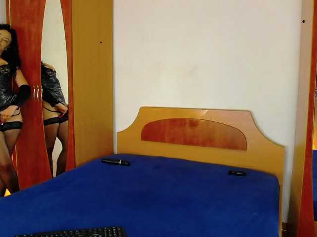 le modèle WithinTemptation est en webcam porno dans un show sur le site bongacams, il possède les tags suivants: White/Caucasian,Brunette,Shaved