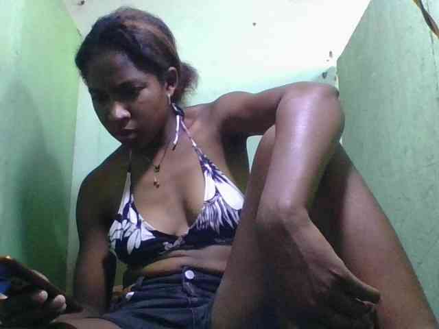 Raissa-Suan Live Webcam on BongaCams