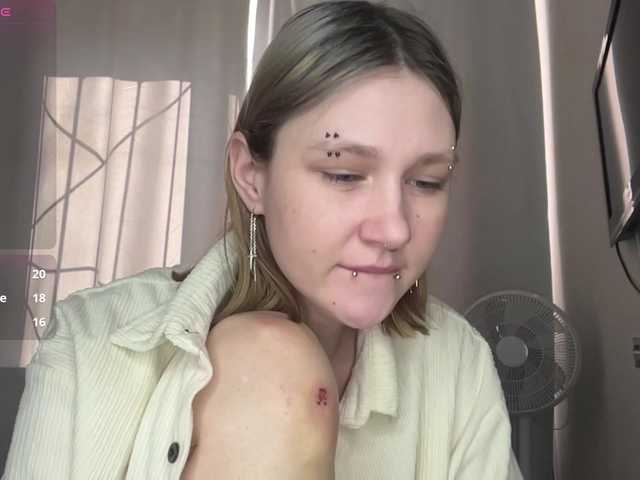 CharitySimas's BongaCams show and profile