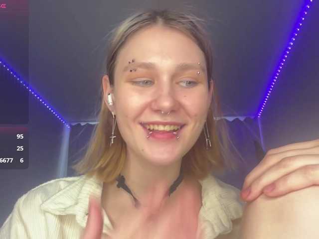 CharitySimas's BongaCams show and profile