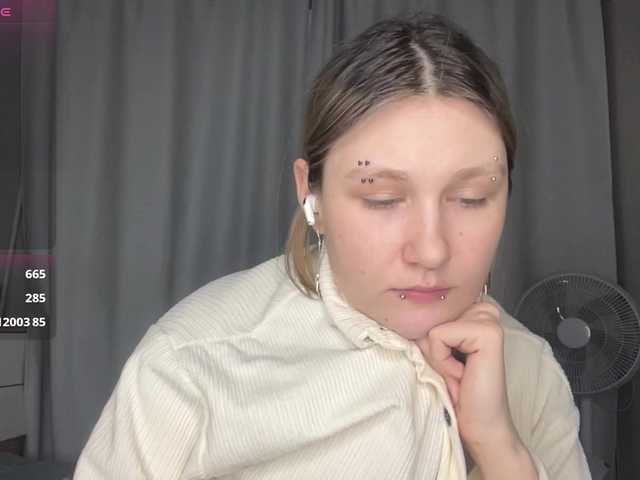 CharitySimas's BongaCams show and profile