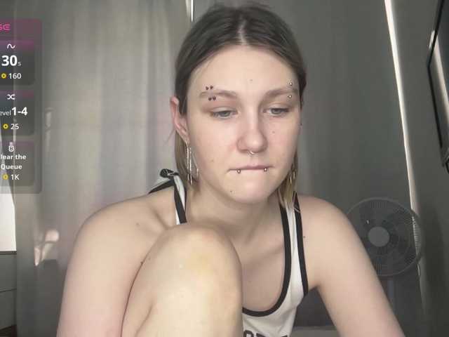 CharitySimas's BongaCams show and profile