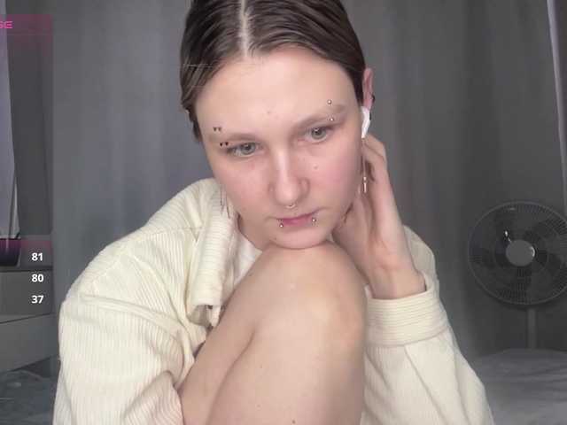 CharitySimas's BongaCams show and profile