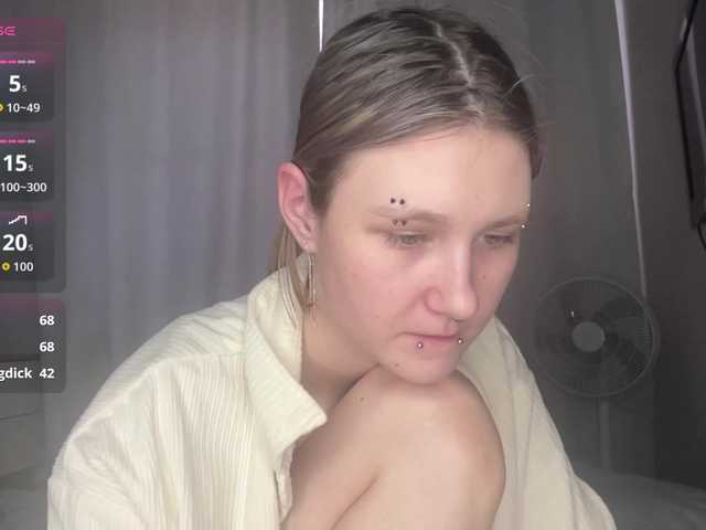 CharitySimas's BongaCams show and profile