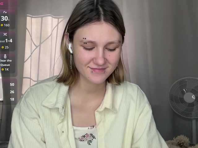 CharitySimas's BongaCams show and profile