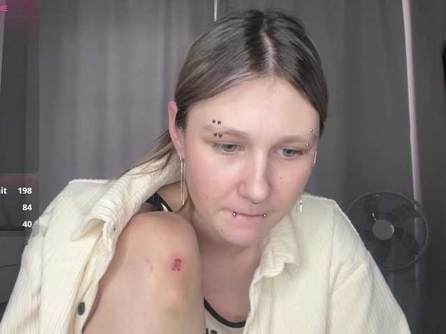 CharitySimas's BongaCams show and profile