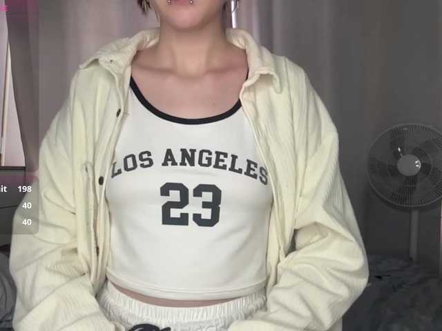 CharitySimas's BongaCams show and profile