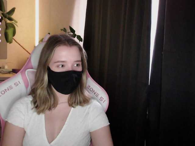 katydaisy's BongaCams show and profile