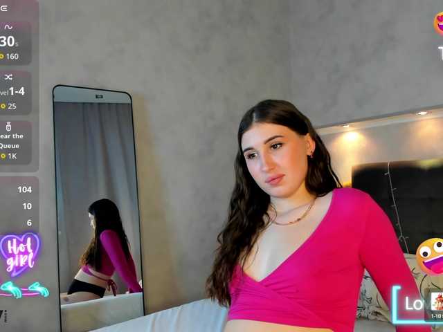 Emily-Lews's BongaCams show and profile