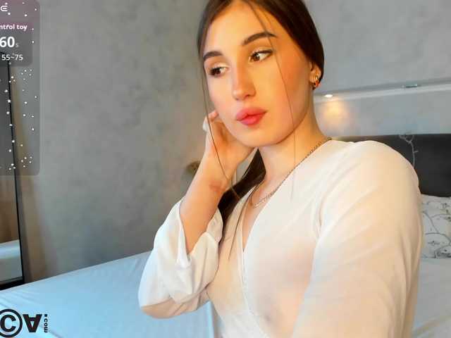 Развраточка Emily-Lews