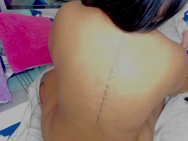 madelinsquit's BongaCams show and profile