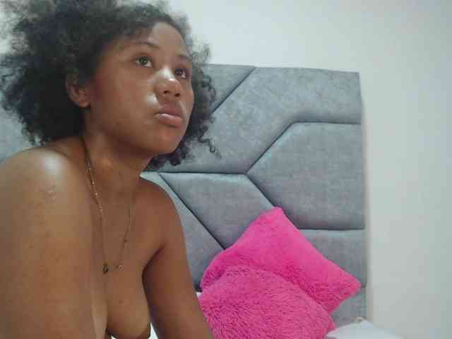 SofiaDelMar Live Webcam on BongaCams