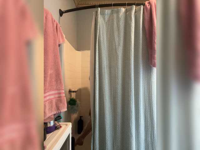 pixieXXluxe's BongaCams show and profile