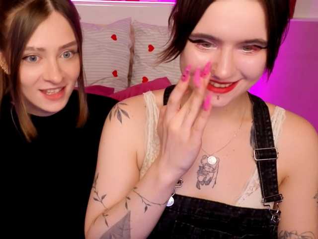 MaoandLulu's BongaCams show and profile