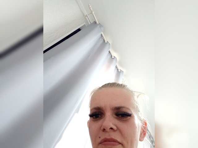 AstahichAlena's BongaCams show and profile