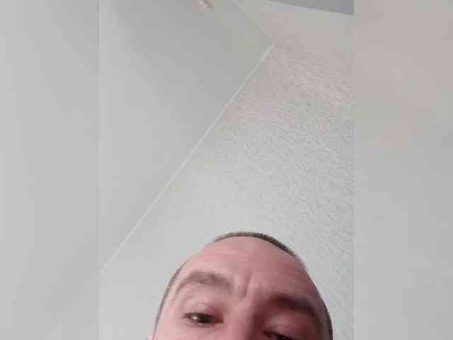 AstahichAlena webcam