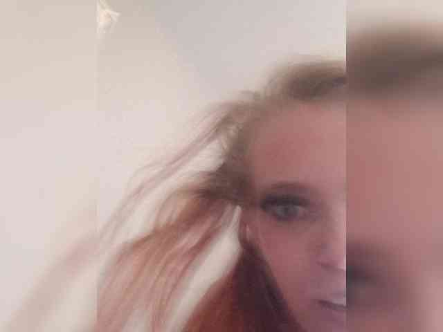 AstahichAlena webcam