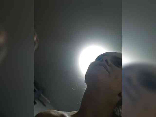 AstahichAlena webcam