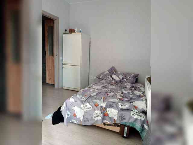 AstahichAlena webcam