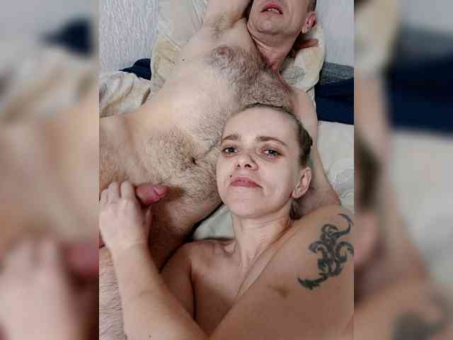 AstahichAlena webcam