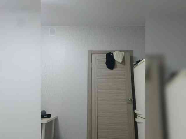 AstahichAlena webcam