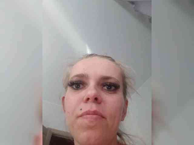 AstahichAlena webcam