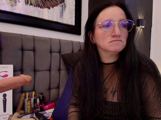 andre-cloefoxx's BongaCams show and profile