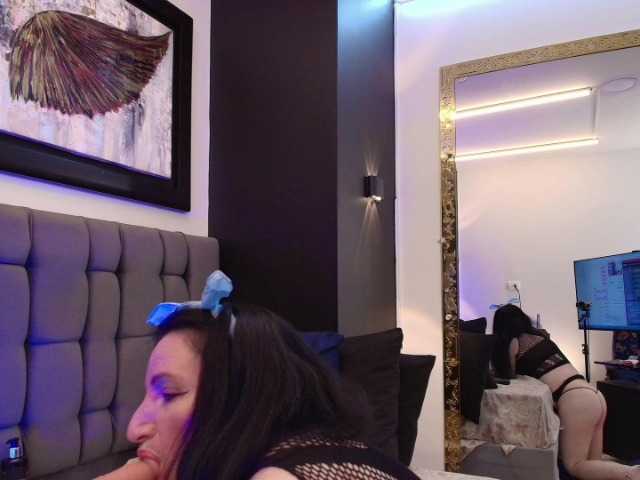 andre-cloefoxx's BongaCams show and profile