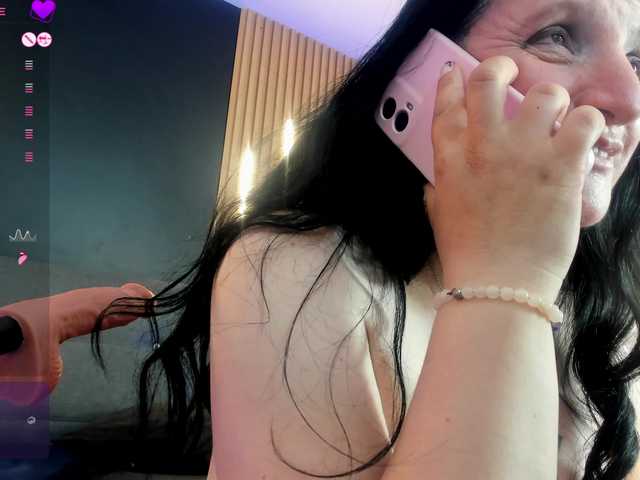 andre-cloefoxx's BongaCams show and profile