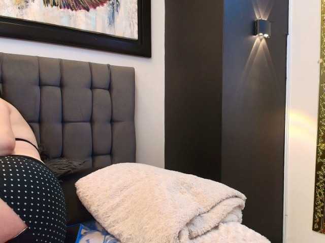 andre-cloefoxx's BongaCams show and profile