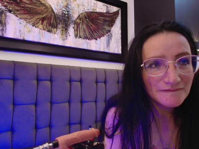 andre-cloefoxx's BongaCams show and profile