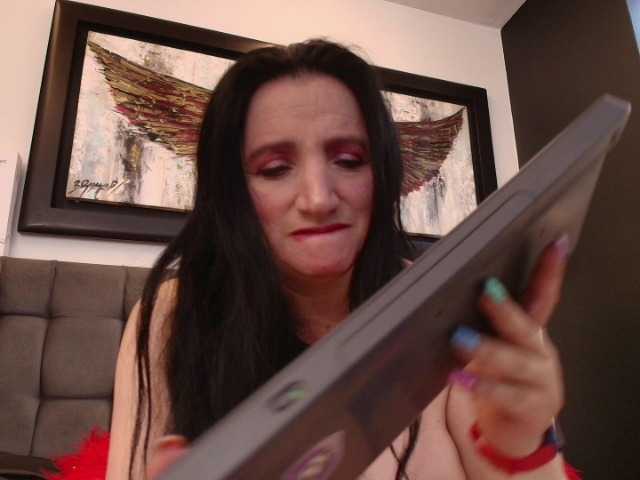 andre-cloefoxx's BongaCams show and profile