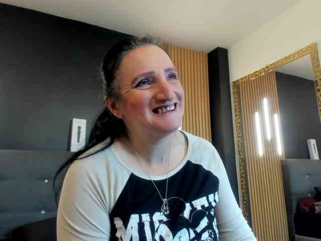 andre-cloefoxx webcam