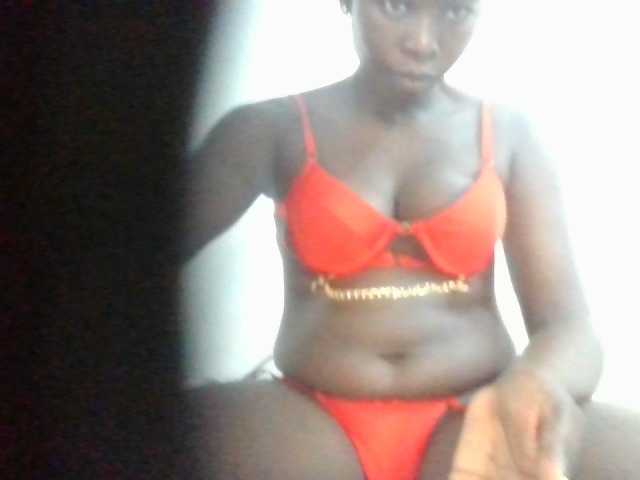 QueenB1 from BongaCams is Freechat